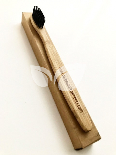 Coconutoil cosmetics-bio lebomló bambusz fogkefe aktív szénn 1 db